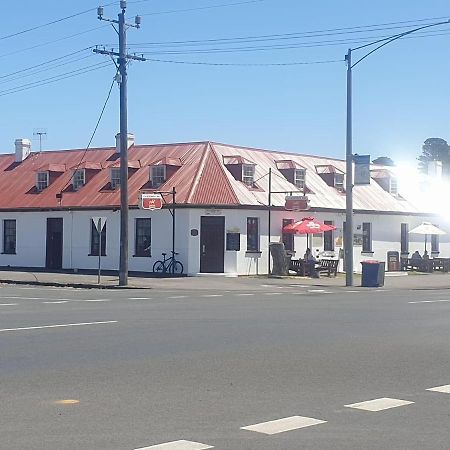 The Caledonian Inn Port Fairy Dış mekan fotoğraf